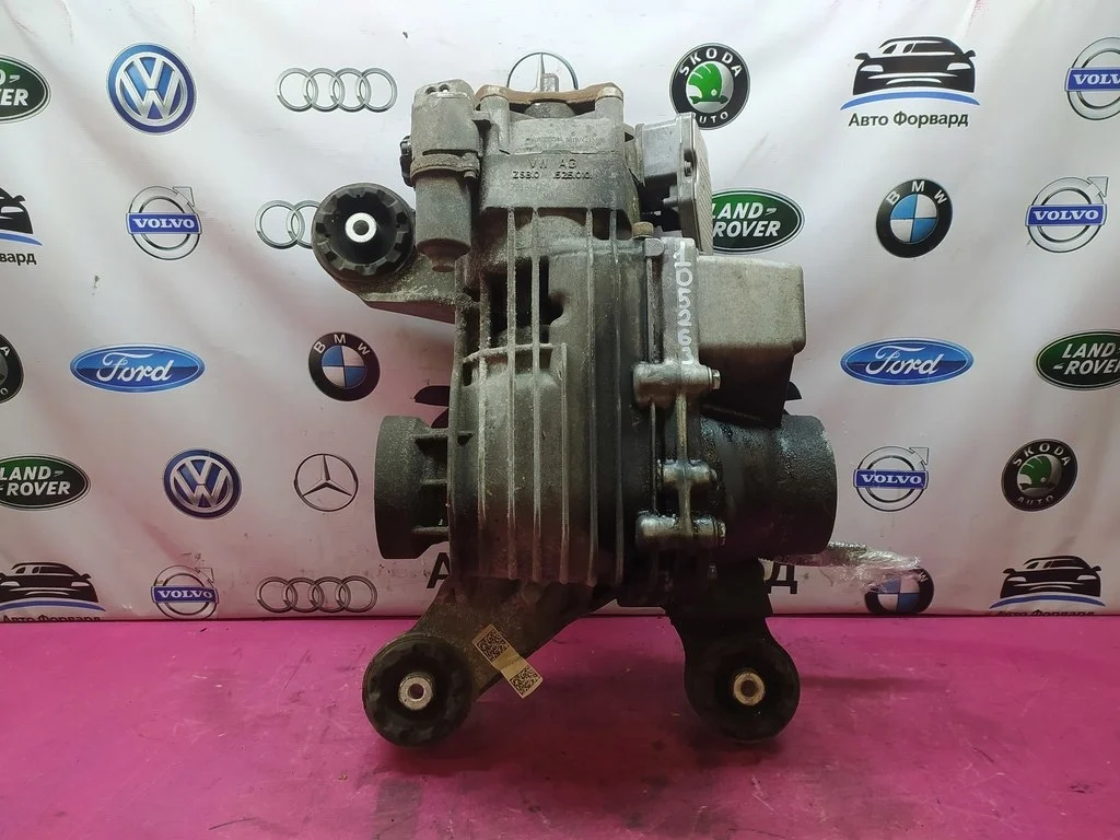 Редуктор заднего моста Tiguan 2008-2017 0AY525010D