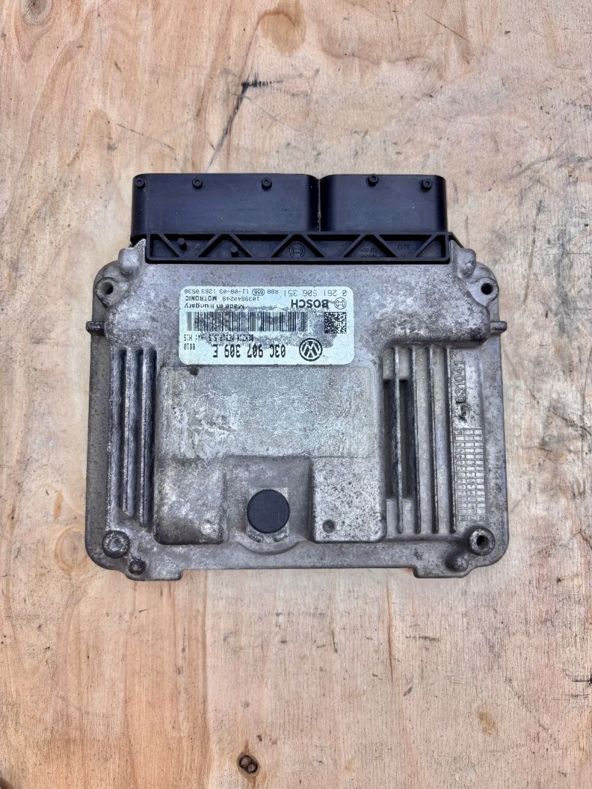 ЭБУ ДВС Volkswagen Passat B7 CAXA 2011 Passat B7 (2010—2015) В наличии