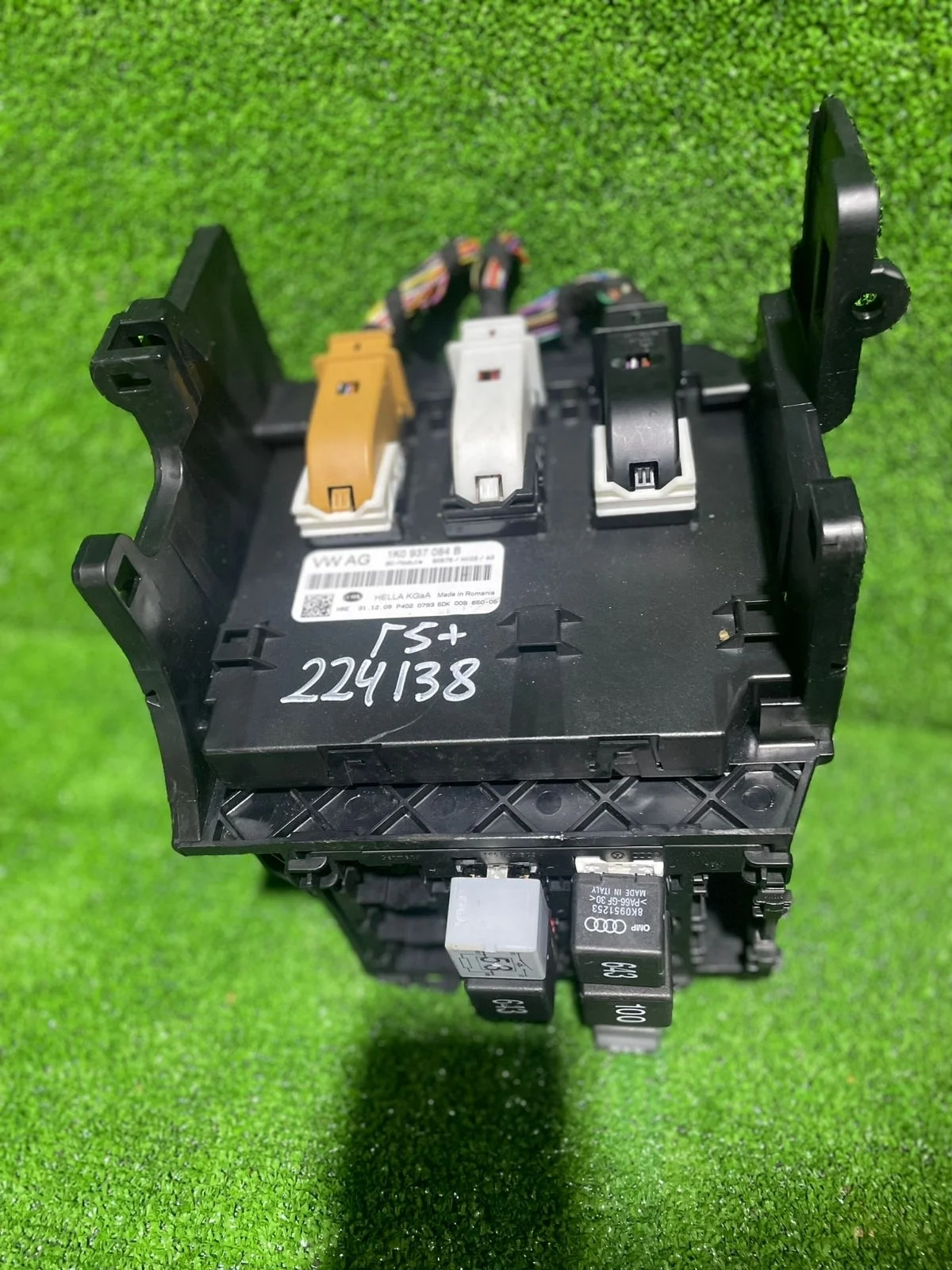 Блок комфорта SKODA OCTAVIA 1Z, VOLKSWAGEN GOLF 5, CADDY, TOURAN 2004- б/у OCTAVIA 1Z(2004-2012);CADDY(2004-2014)