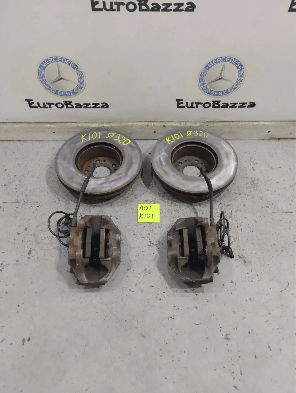 Передняя тормозная система Mercedes W140