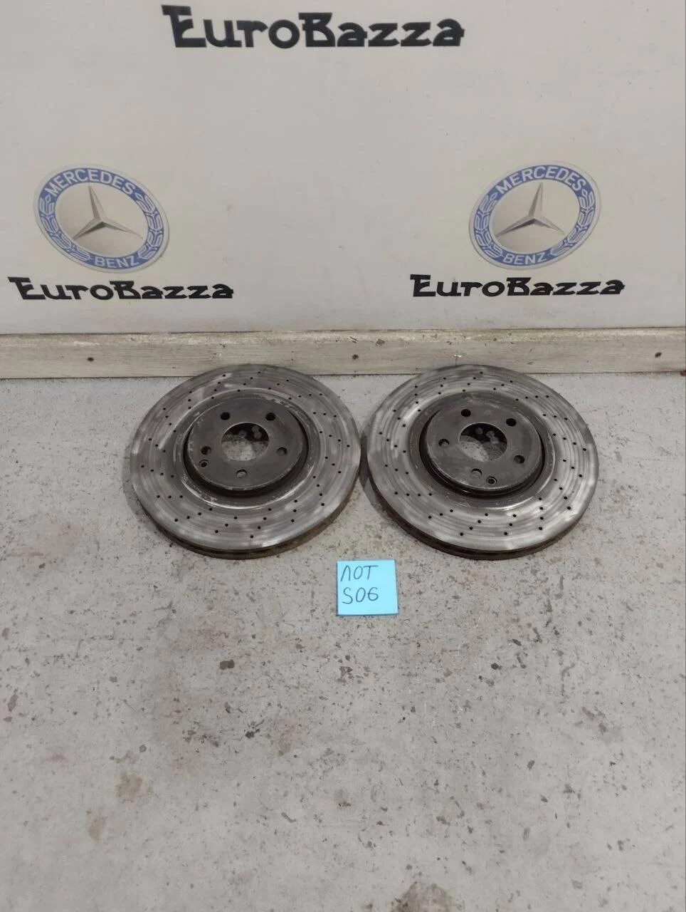 Тормозной диск передний Mercedes W211