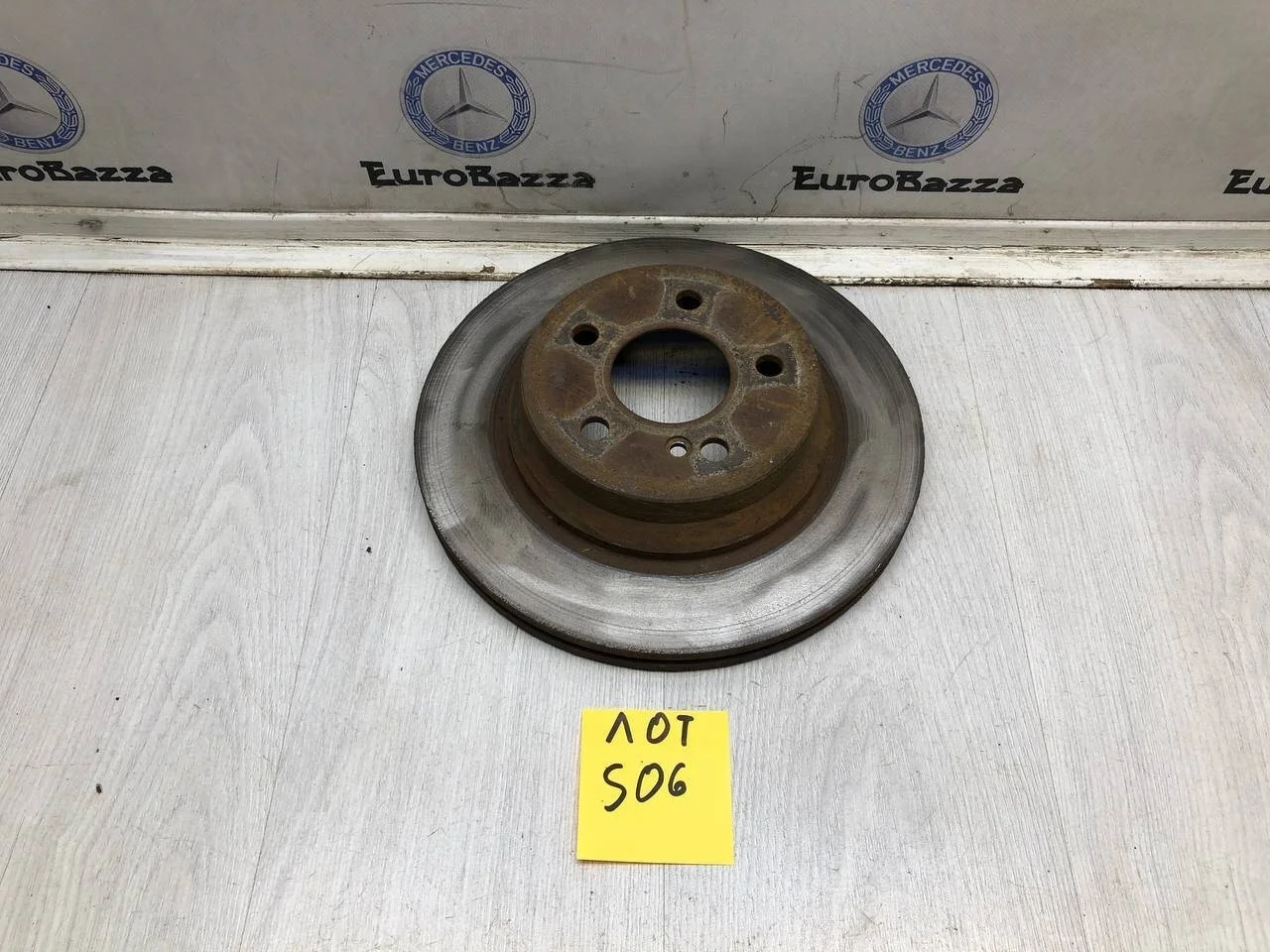 Тормозной диск задний Mercedes W211