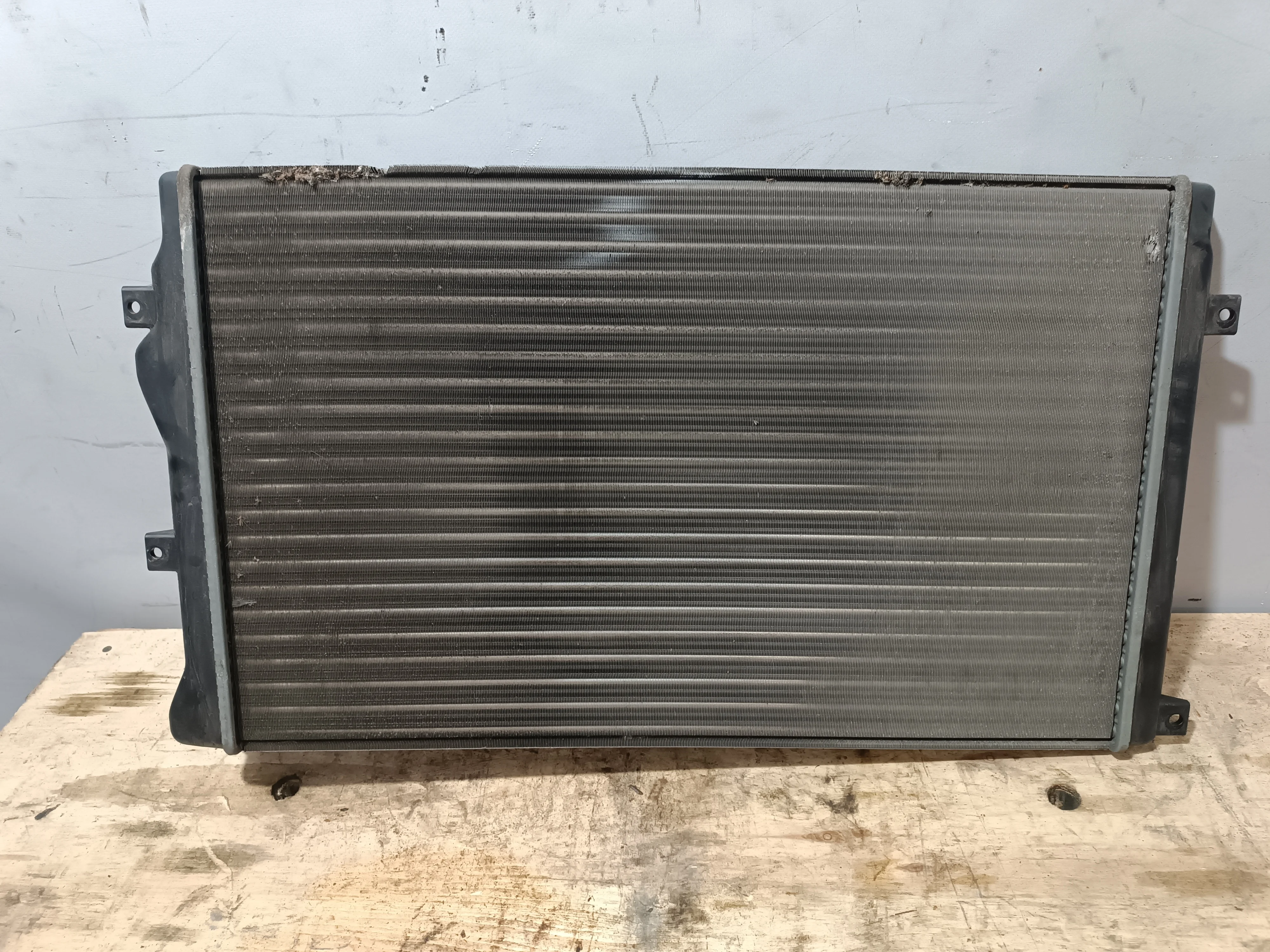 РАДИАТОР ДВИГАТЕЛЯ AUDI VOLKSWAGEN SEAT SKODA ... CGGB CHGA CMXA CWVA ... PASSAT TOLEDO TOURAN YETI ... AJ5 B6 B7 MK6 ДОПОЛНИТЕЛЬНЫЙ 1K0121251BN TA861Z