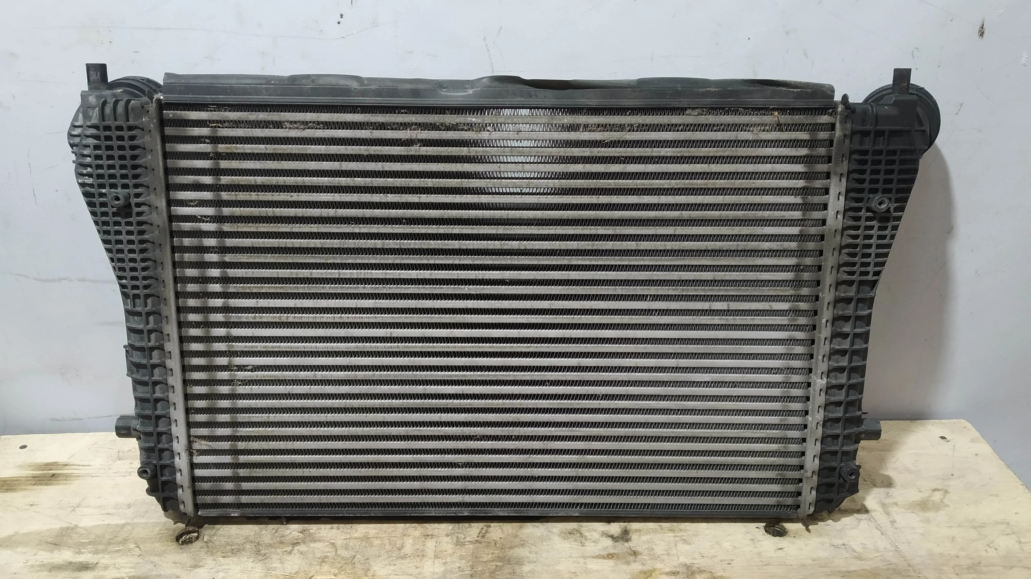 РАДИАТОР ДВИГАТЕЛЯ AUDI VOLKSWAGEN SEAT SKODA 1K0121253L DY263Z