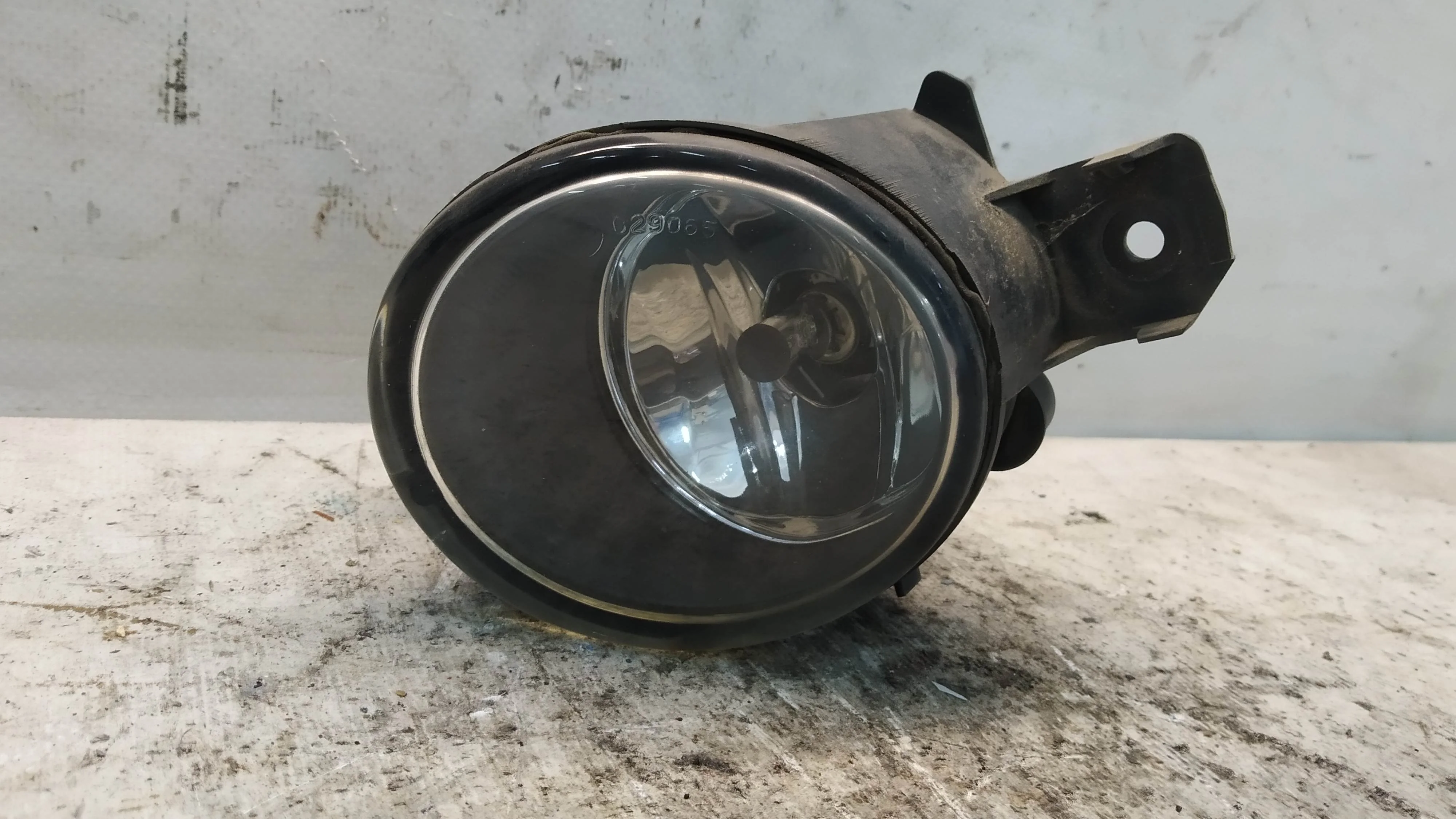 ТУМАНКА NISSAN INFINITI RENAULT ... SENTRA SYLPHY TEANA VERSA WINGROAD X-TRAIL ... WRP12 WRY11 WTNP12 WTP12 Y50 YF15 029065 03B9065 ЛЕВАЯ 261558993A VA9290Z