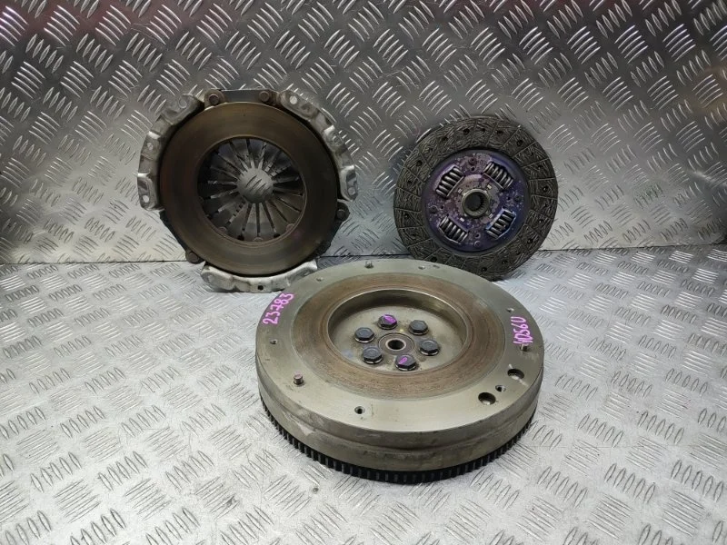 Маховик Mitsubishi L200 Pajero Sport 1120A130 4D56U