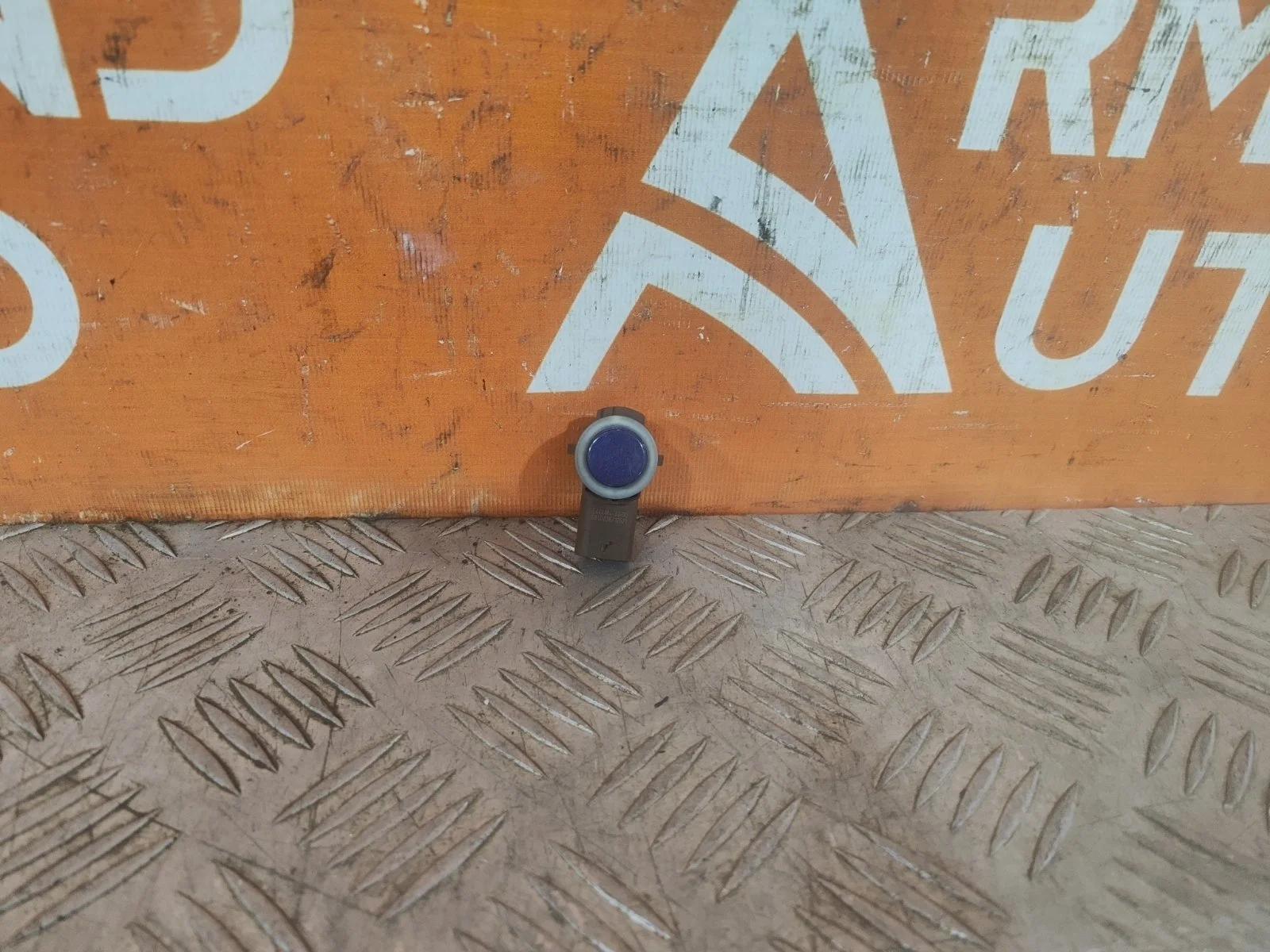 Датчик парктроника BMW 5 series 2016-нв G30 G31