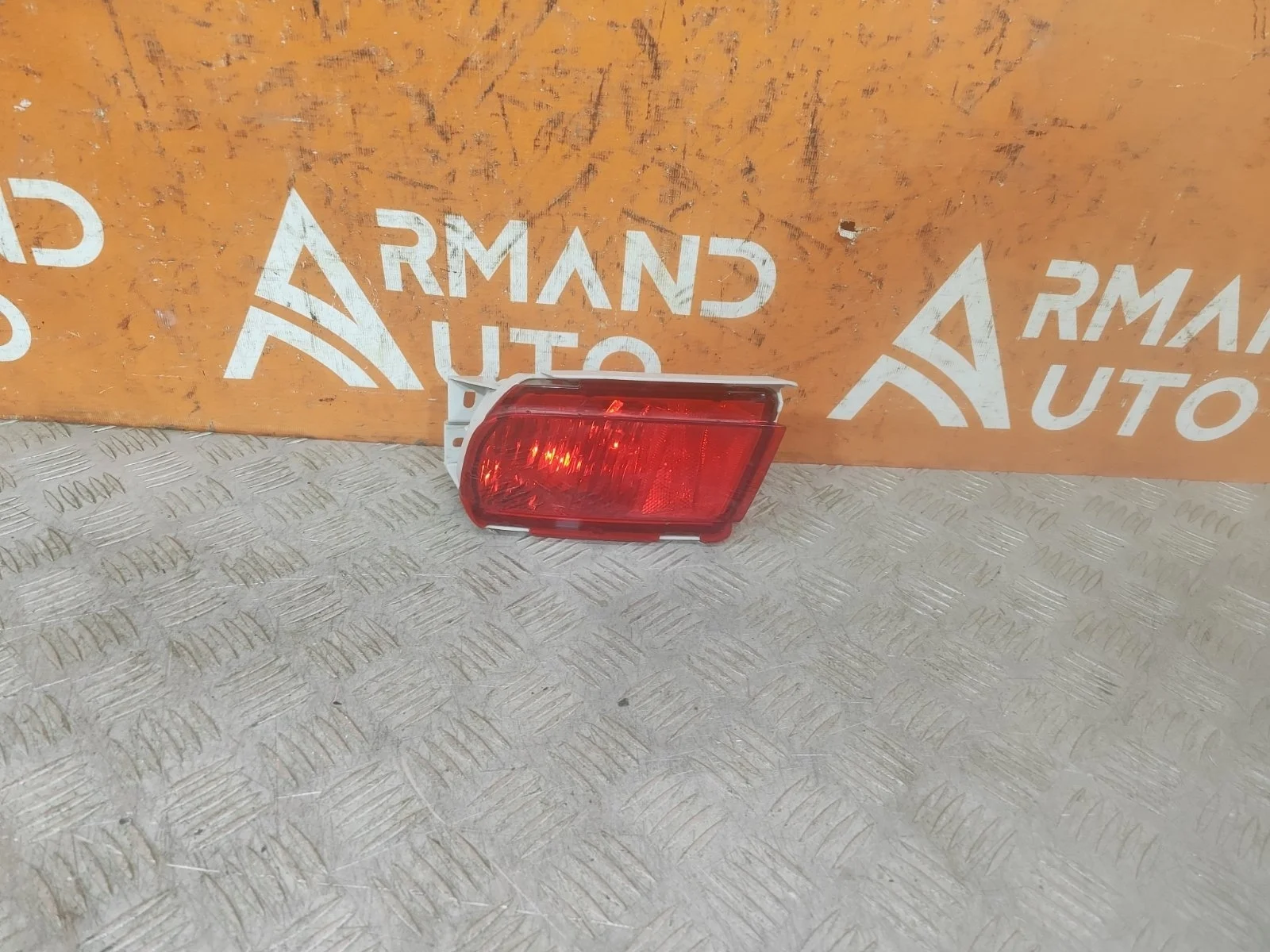 Фонарь противотуманный Toyota Land Cruiser Prado 2009-нв 150