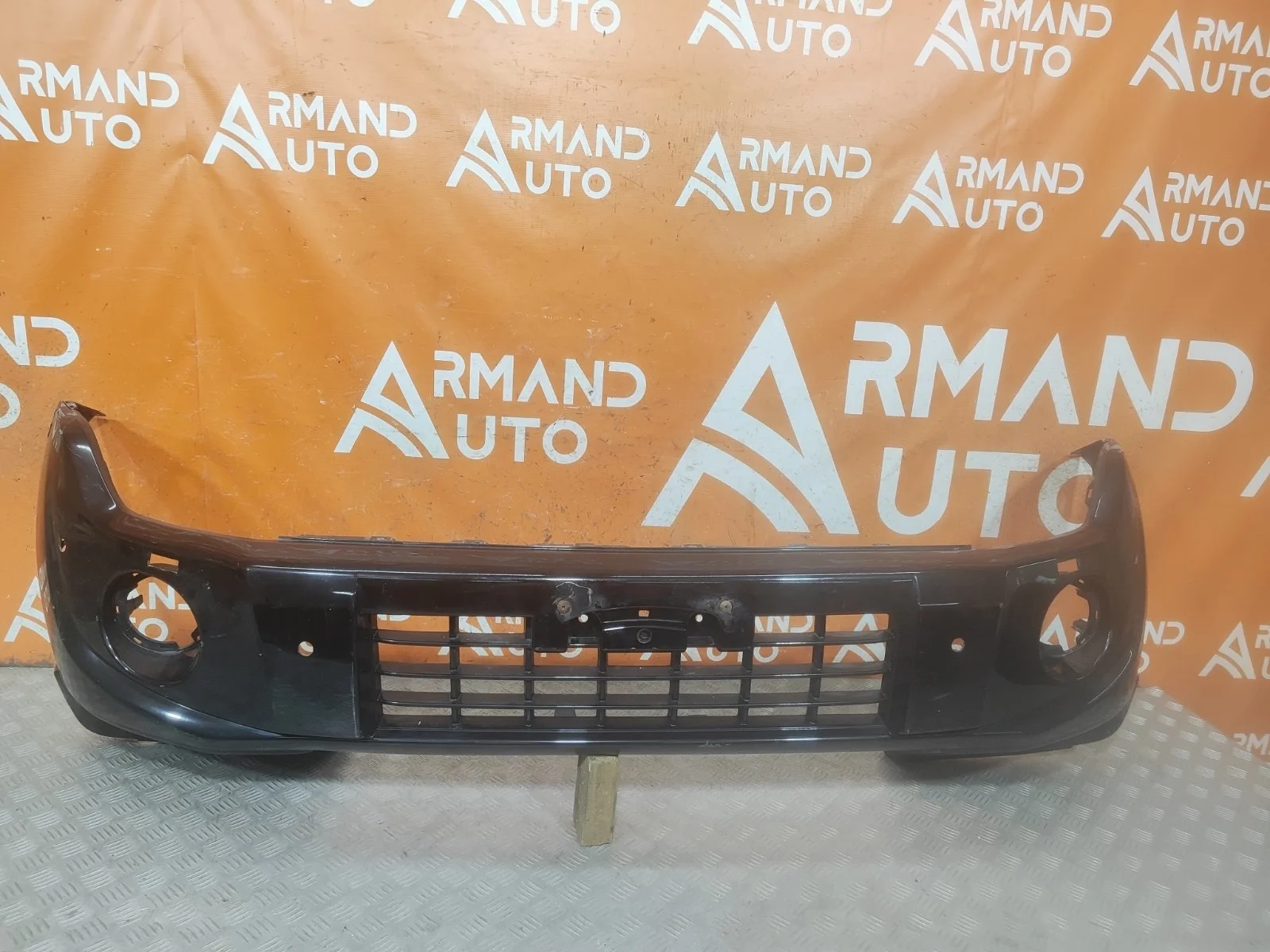 Бампер Mitsubishi Pajero 2011-2014