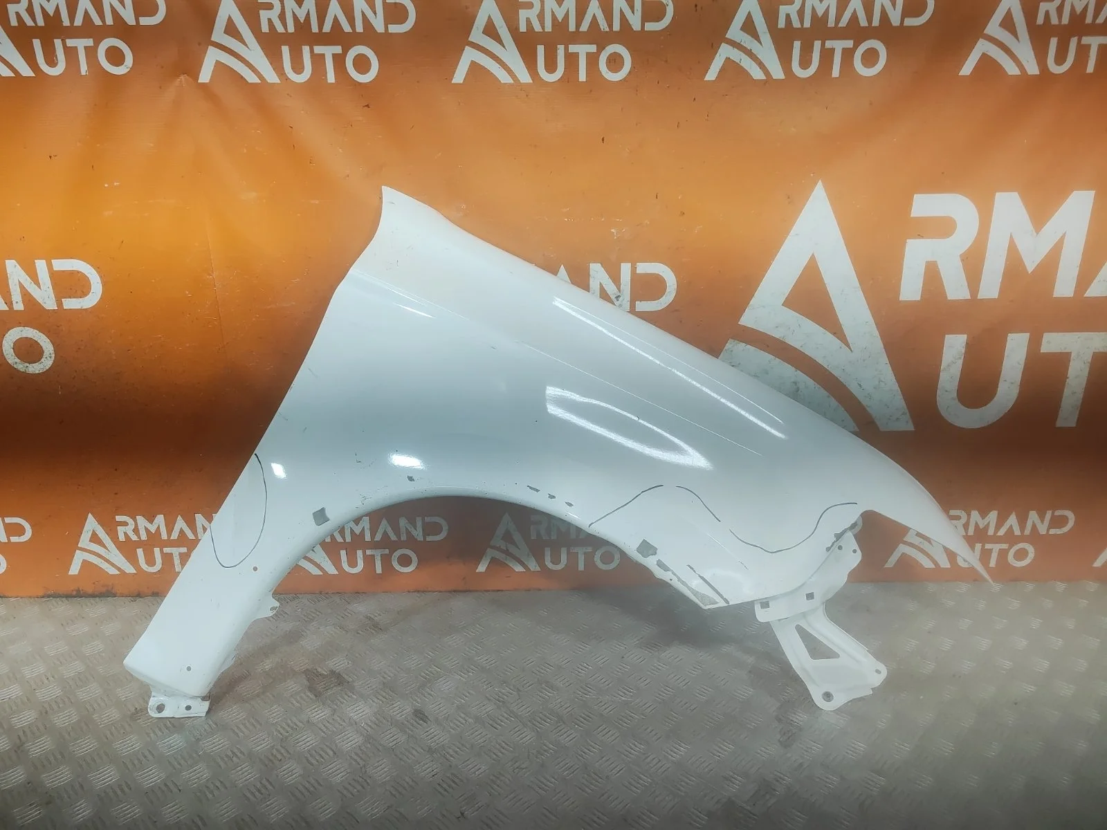 Крыло Mitsubishi Outlander 2015-нв 3