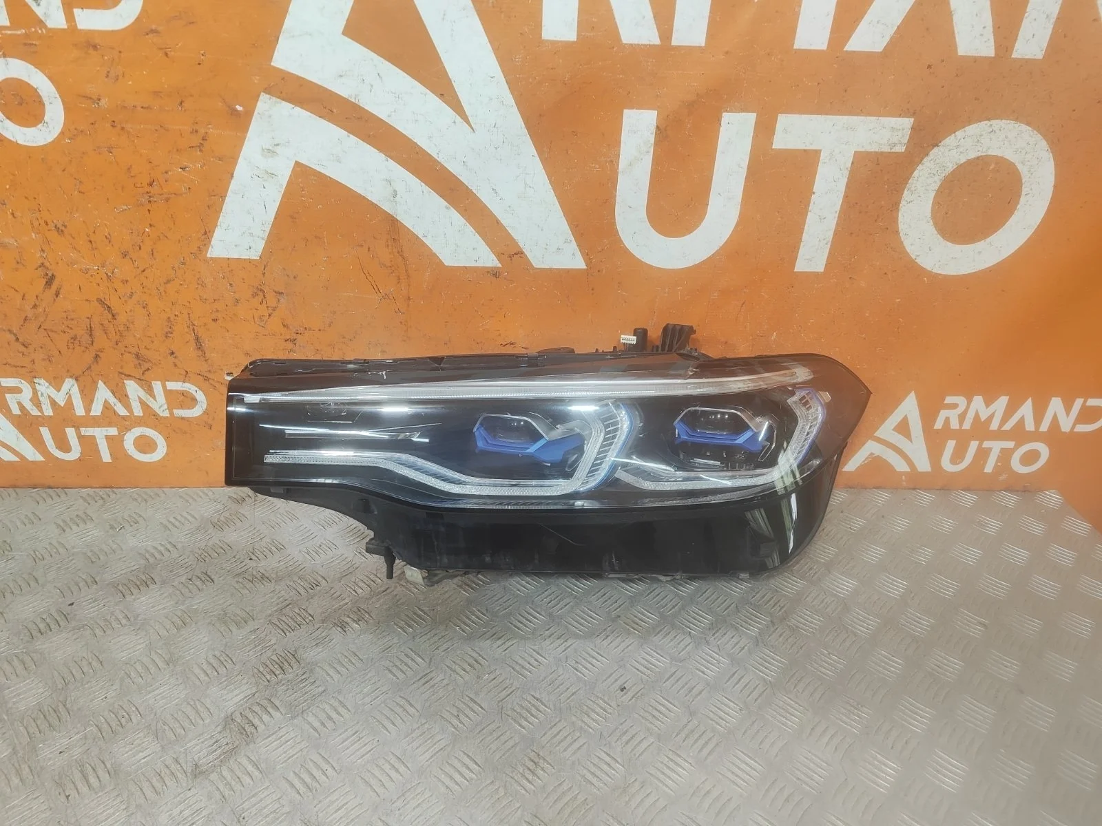 Фара BMW X7 2018-нв G07
