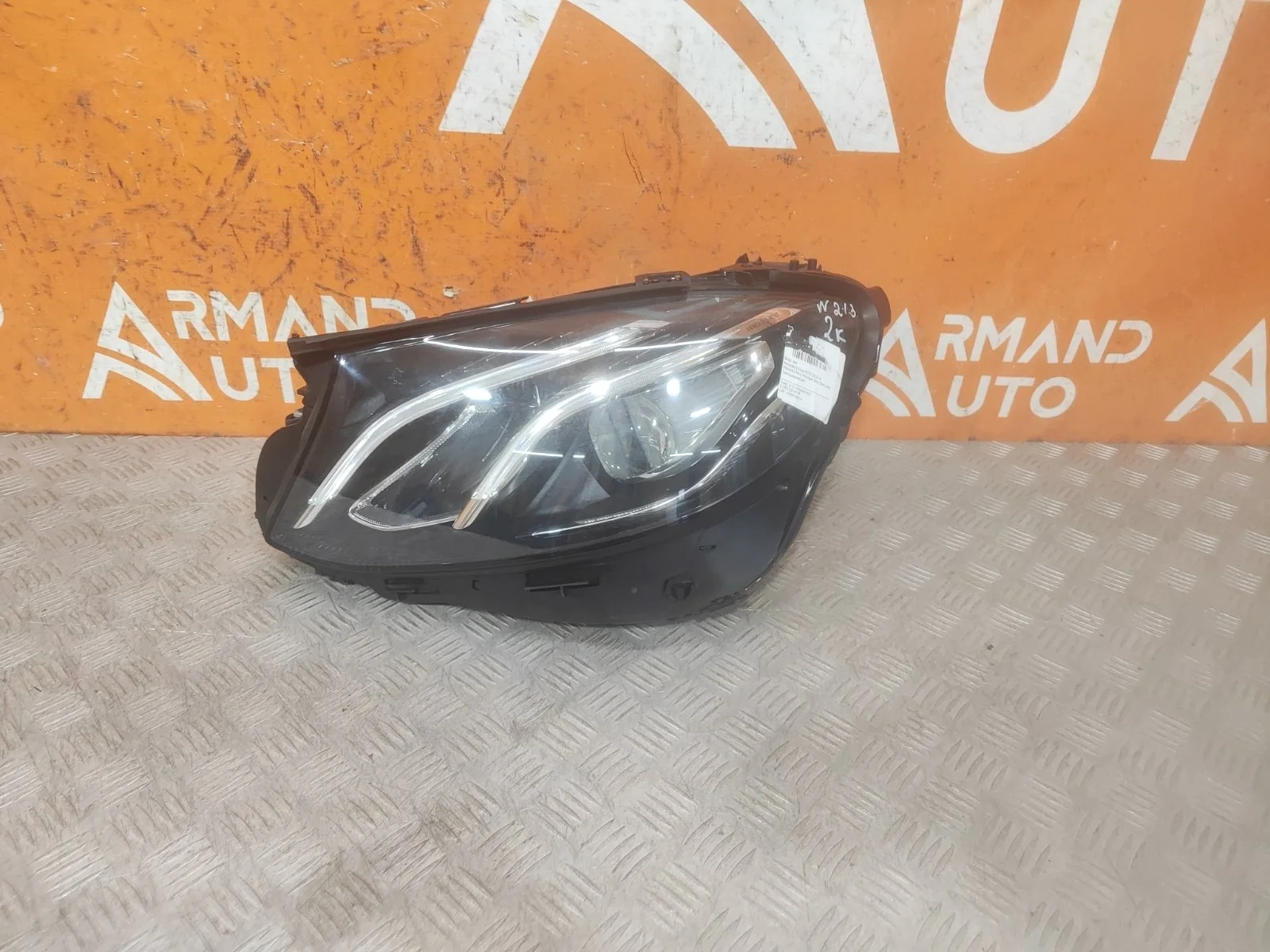 Фара Mercedes -Class 2016-2020 W213, S213, C238