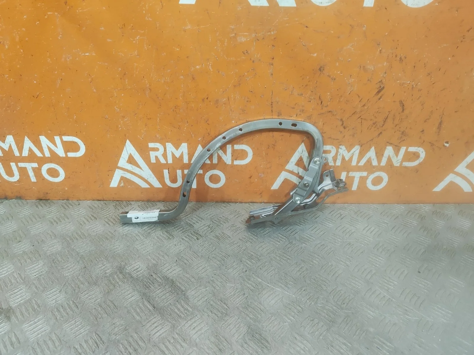 Петля крышки багажника Toyota Camry 2017-нв 8 XV70