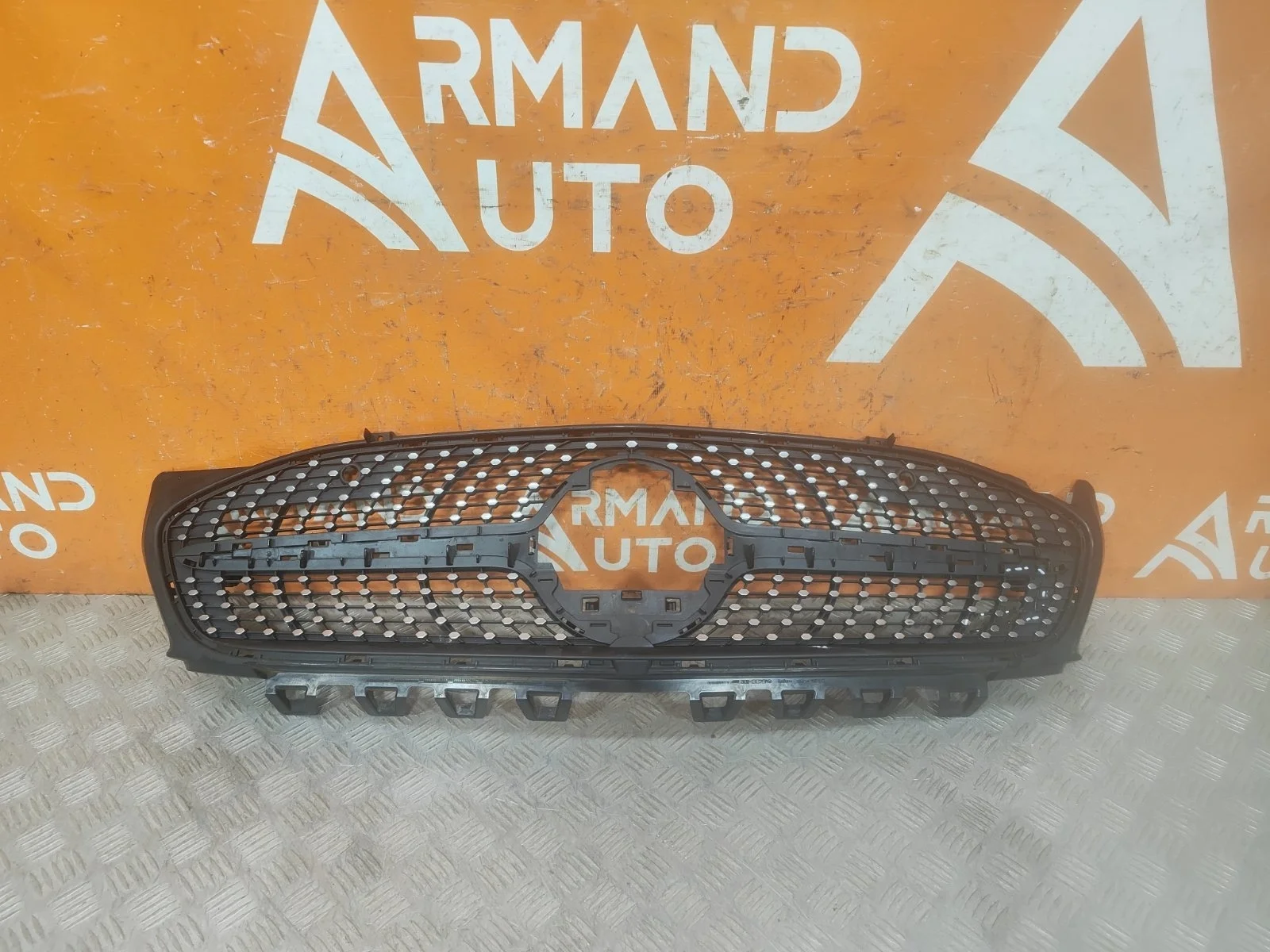 Решетка радиатора Mercedes CLA-Class 2019-нв C118