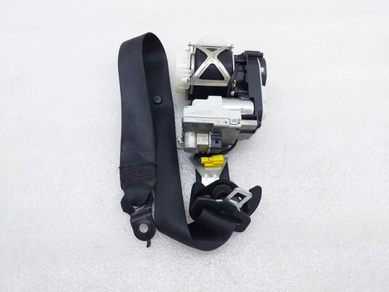 Ремень безопасности пиропатроном Mercedes-Benz GL-Class 2015 W166