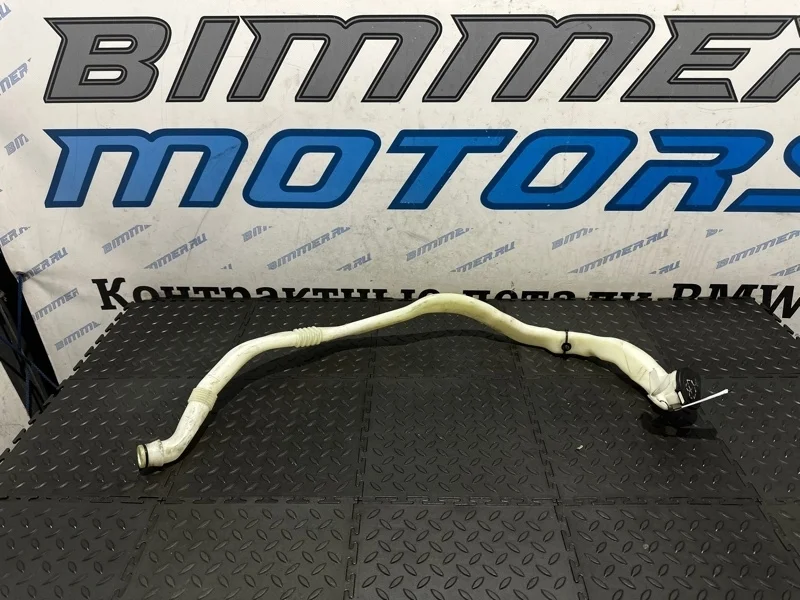 Заливная горловина бачка омывателя Bmw 750Li 2013 61667237777 F02 N63B44B