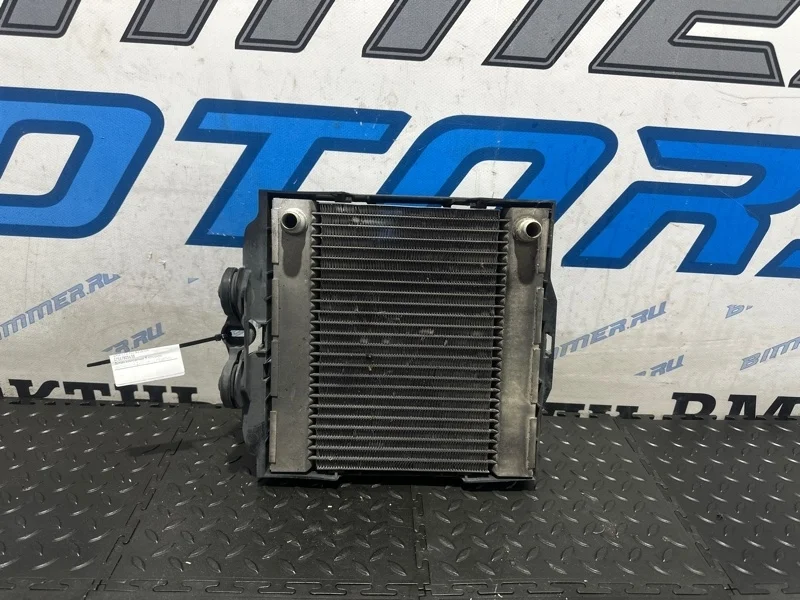 Дополнительный радиатор охлаждения BMW 535i 17117805630 F07 N55B30A, передний левый