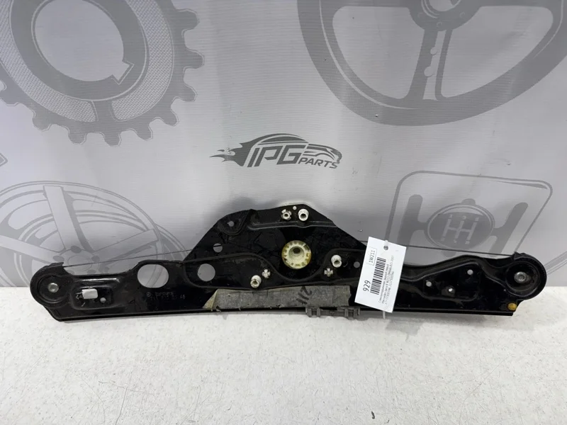 Стеклоподъемник задний левый Mercedes-benz 2007 W211