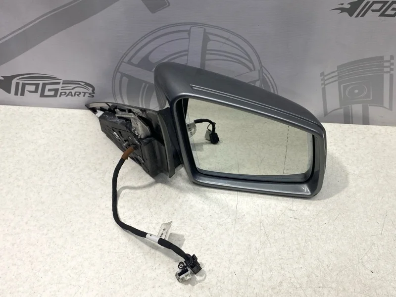 Зеркало правое Mercedes-benz 2010 W204