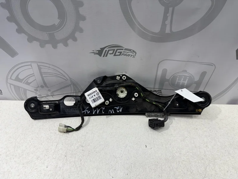 Стеклоподъемник задний левый Mercedes-benz 2008 W211