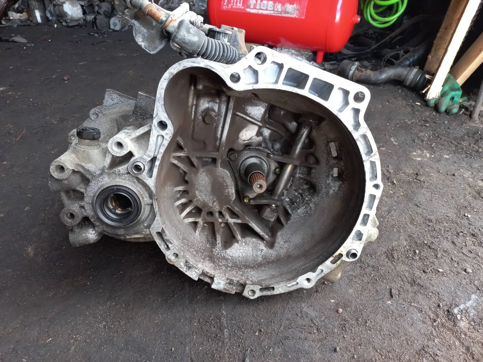 КПП (Коробка передач механическая) G4GC Hyundai Sonata (EF)  0.0 0