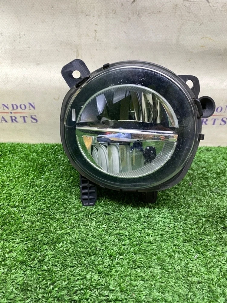 Фара противотуманная BMW F31