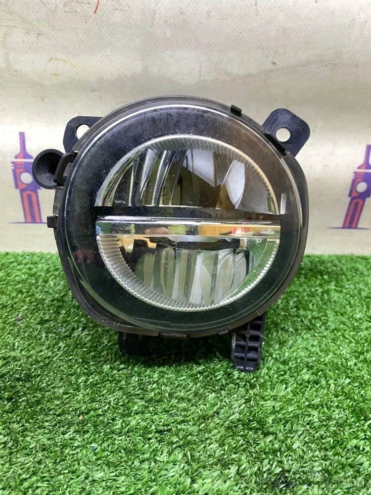 Фара противотуманная BMW F31