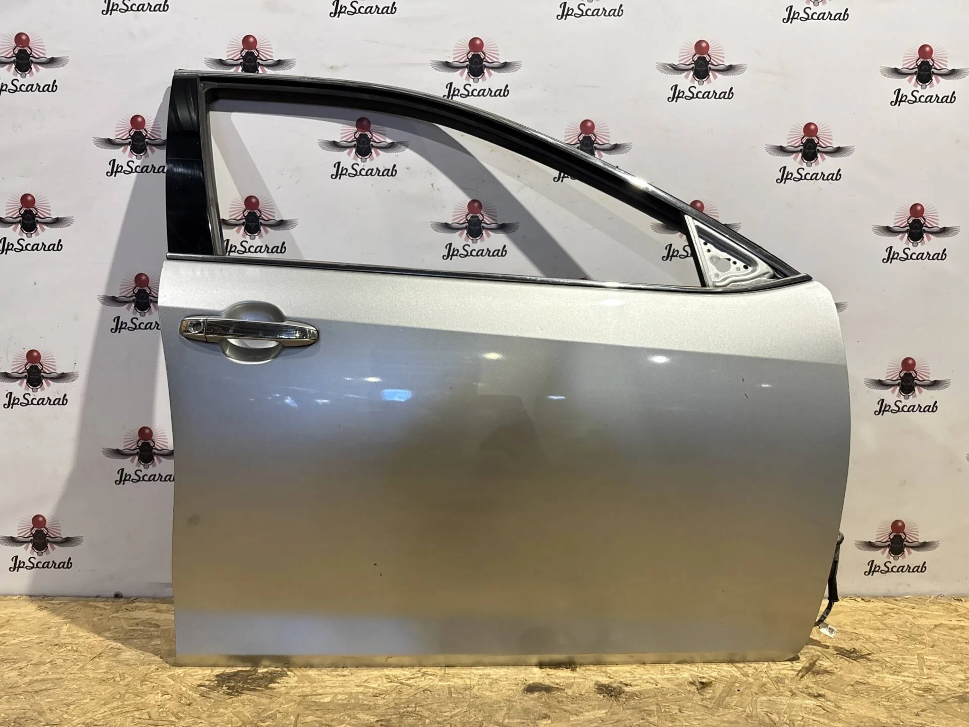 Дверь передняя правая Toyota Camry ASV50, GSV50