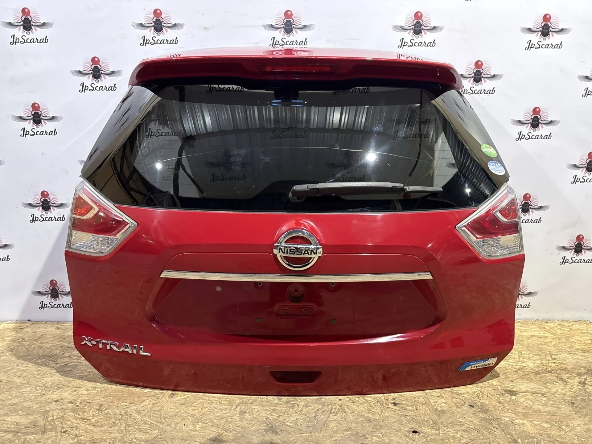 Крышка багажника Nissan X-Trail T32