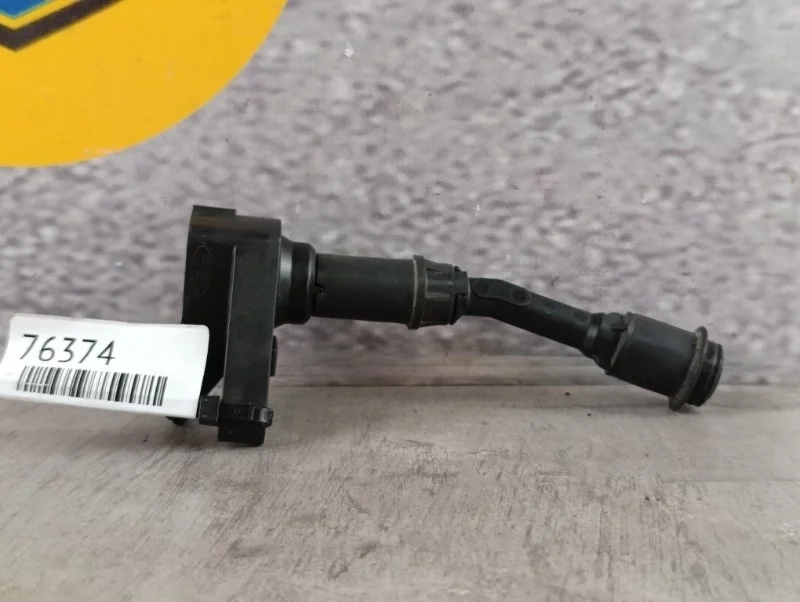 Катушка зажигания Ford Focus 3 2016 CB8