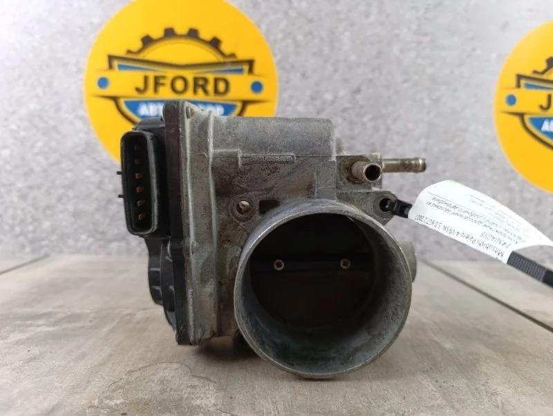 Дроссельная заслонка Mitsubishi Pajero 4 2007 V93W