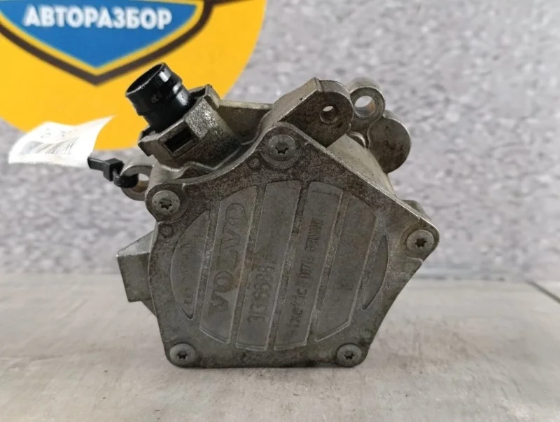 Вакуумный насос тормозной Volvo V40 2015 MV