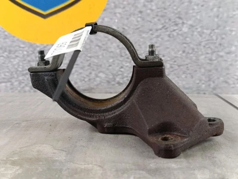 Кронштейн подвесного подшипника Ford Fusion 2008 CBK