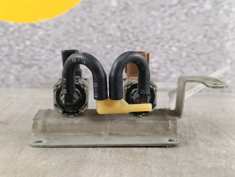 Электромагнитный клапан Mazda 5 2012 CW