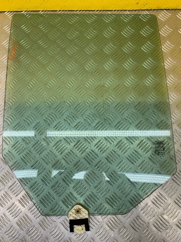 Стекло двери задней правой Land Rover Range Rover Sport I 2005-2013 2010 CVB500200 3.0 D SDV6