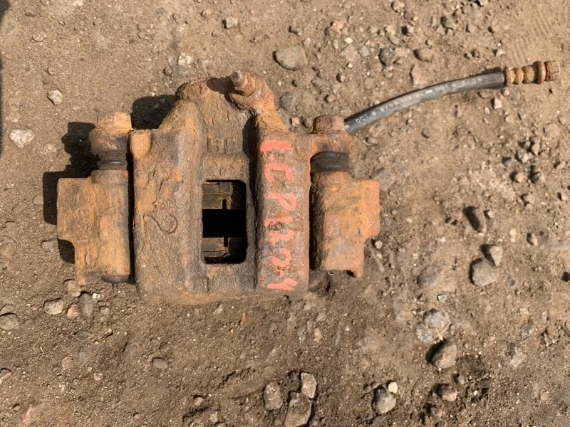 Суппорт задний правый Toyota Land Cruiser Prado 120 (2002-2009) 2008 4773034030 ВНЕДОРОЖНИК 4.0 I 1GRFE