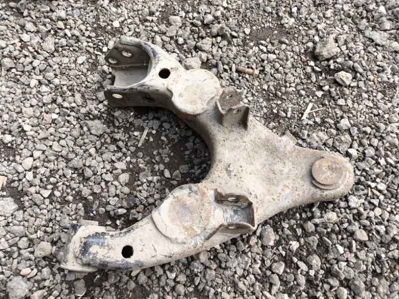 Рычаг передний левый Toyota Land Cruiser (100) 1998-2007 2003 4864060010