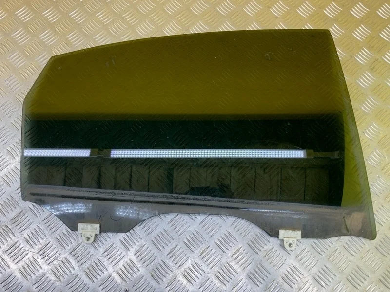 Стекло двери задней правой Infiniti Fx 30D ( 2002-2013) 2010 823001CA1A 3.0 D V9X