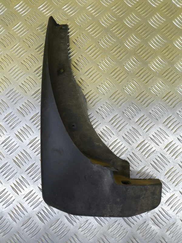 Брызговик передний левый Nissan Pathfinder (R51M) 2004-2013 2013 63851EA500