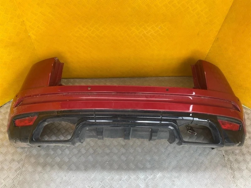 Бампер задний Land Rover Range Rover Evoque I (2011-2018) 2011 LR028863 2.2 D 224DT