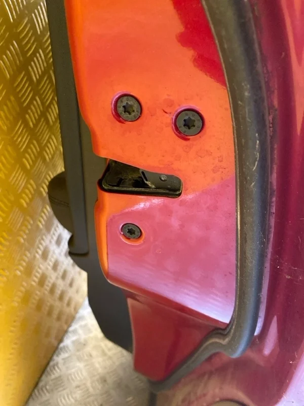 Замок двери задней правой Land Rover Range Rover Evoque I (2011-2018) 2011 LR011302 2.2 D 224DT