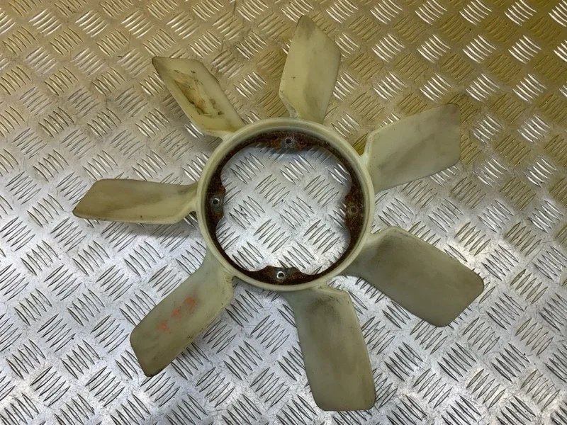 Крыльчатка вискомуфты Toyota Tundra Ii (2006-2022) 2008 1636138020 ПИКАП 5.7 I 3URFE