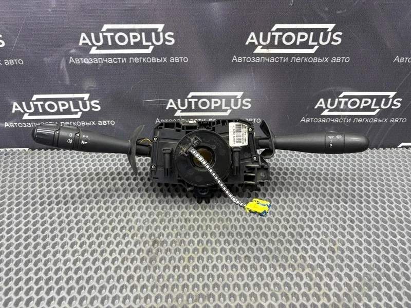 Блок подрулевых переключателей Renault Logan 2010 8200792575 СЕДАН 1.4 K7JA 710