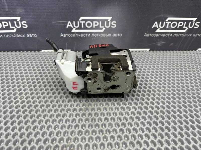 Замок боковой двери Fiat Albea 2008 46847040 СЕДАН 1.4 350 A1.000, передний правый