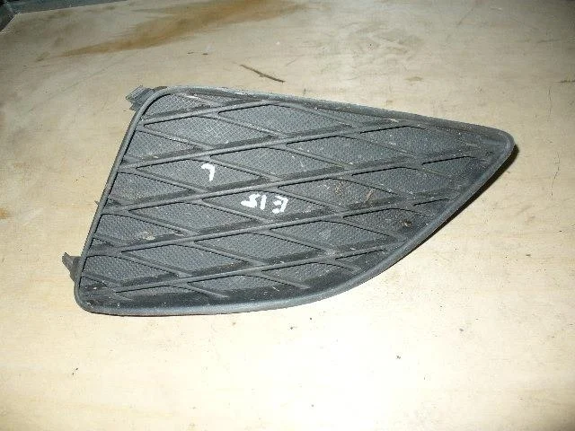 Б.у. рамка туманки TOYOTA COROLLA E150 TOYOTA COROLLA E150