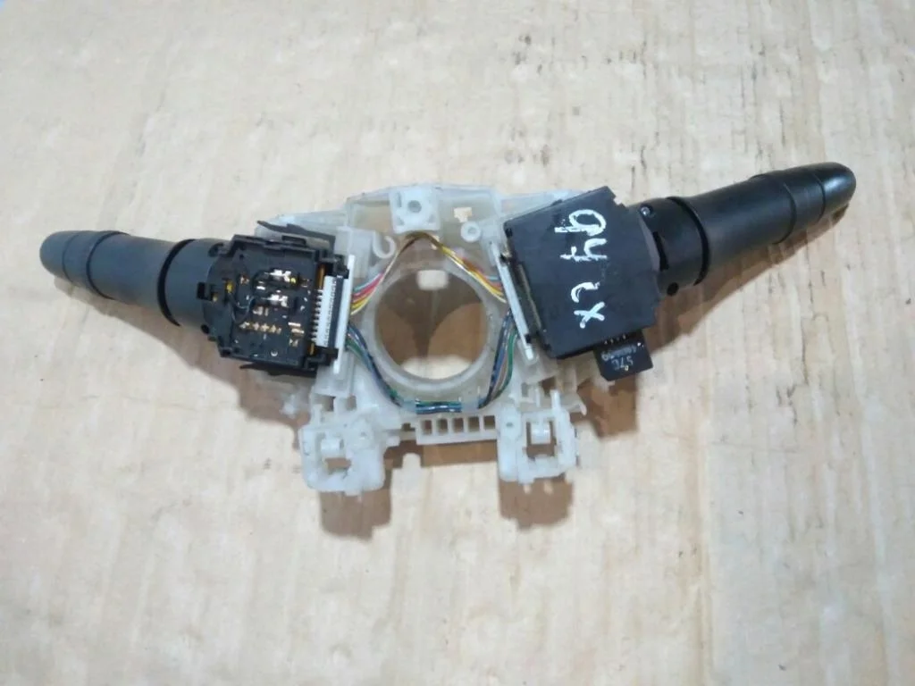 Б.у. подрулевой переключатель MITSUBISHI PAJERO V97W MITSUBISHI PAJERO V97W