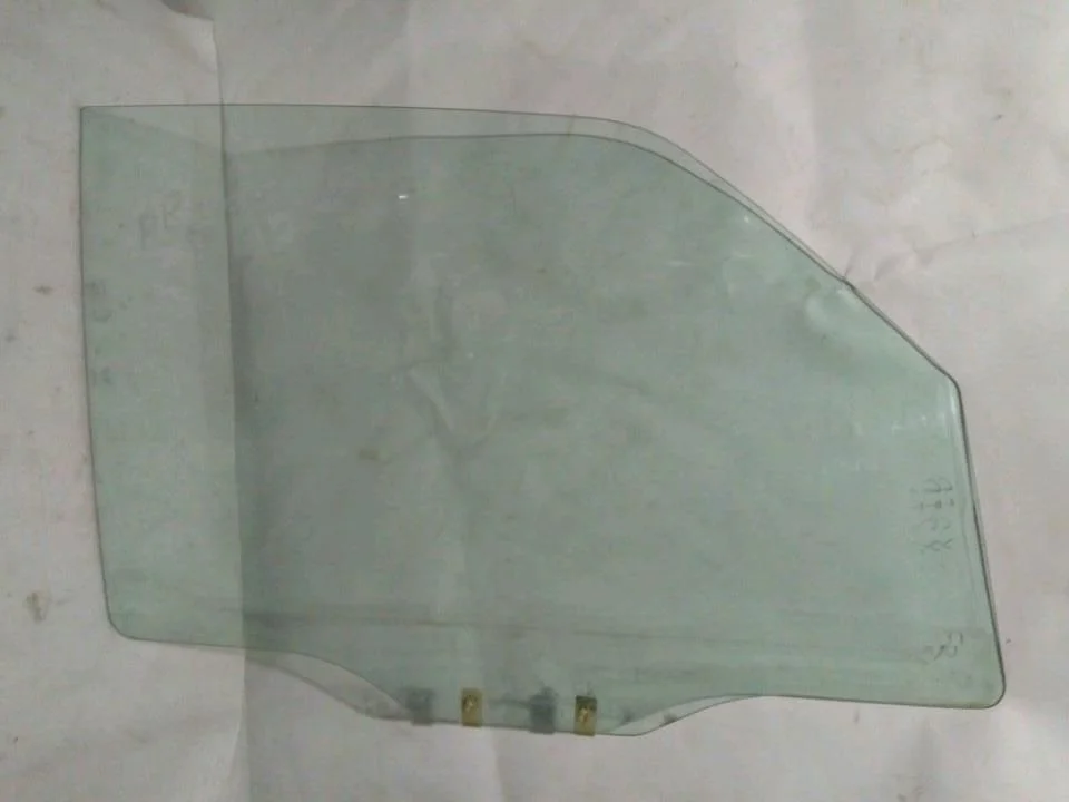 Б.у. стекло двери MITSUBISHI PAJERO V97W MITSUBISHI PAJERO V97W
