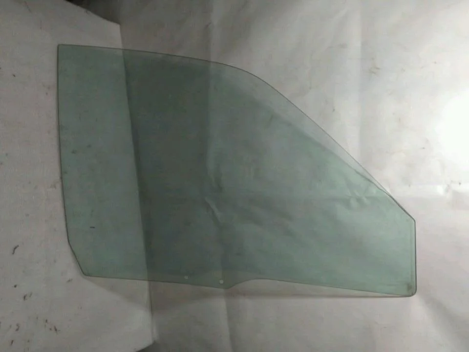 Б.у. стекло двери SUZUKI  XL7 JA627 SUZUKI XL7 JA627