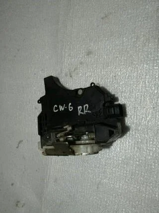Б.у. замок двери MITSUBISHI OUTLANDER XL CW6W MITSUBISHI OUTLANDER XL CW6W