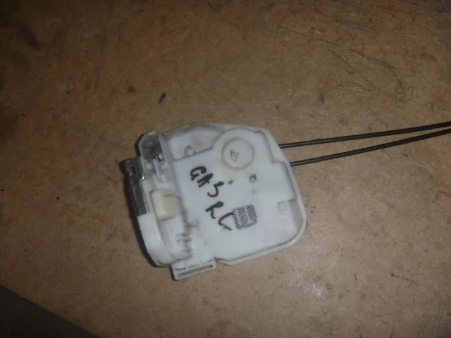 Б.у. замок двери MITSUBISHI ASX GA3W MITSUBISHI ASX GA3W